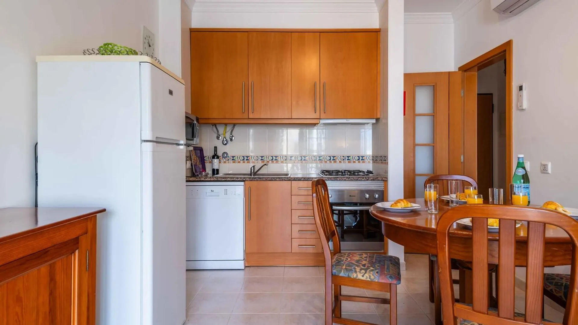 Apartamentos Bosque Sao Jose 알부페이라 0*,